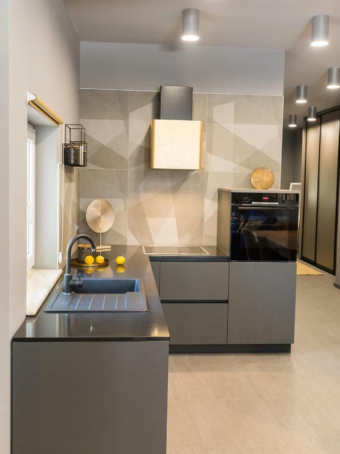 Magnolia - Modern Apartment Near City Center And Sea Poreč Buitenkant foto